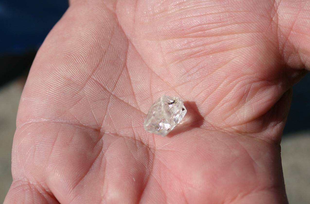 Unearth Hidden Treasures Dig For Gems At Mines In NY Albany Traveler(00)