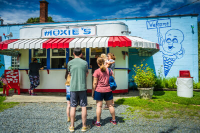 Moxies Ice Cream stand